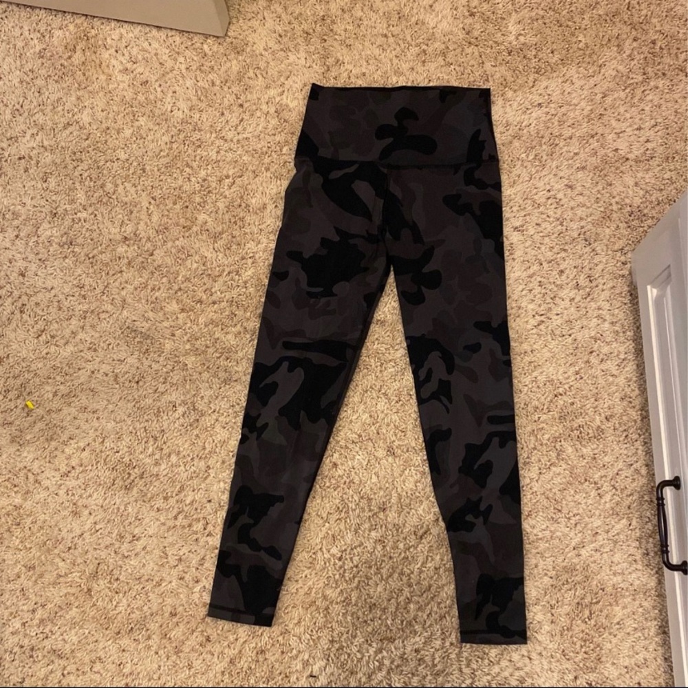 Lululemon under wonders